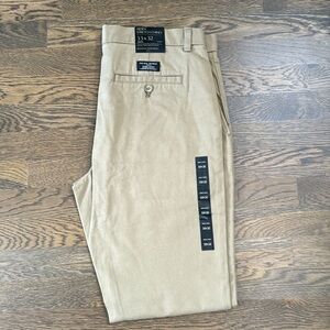 Banana Republic Aiden Stretch Chinos Flat-Front Cotton Blend slim fit